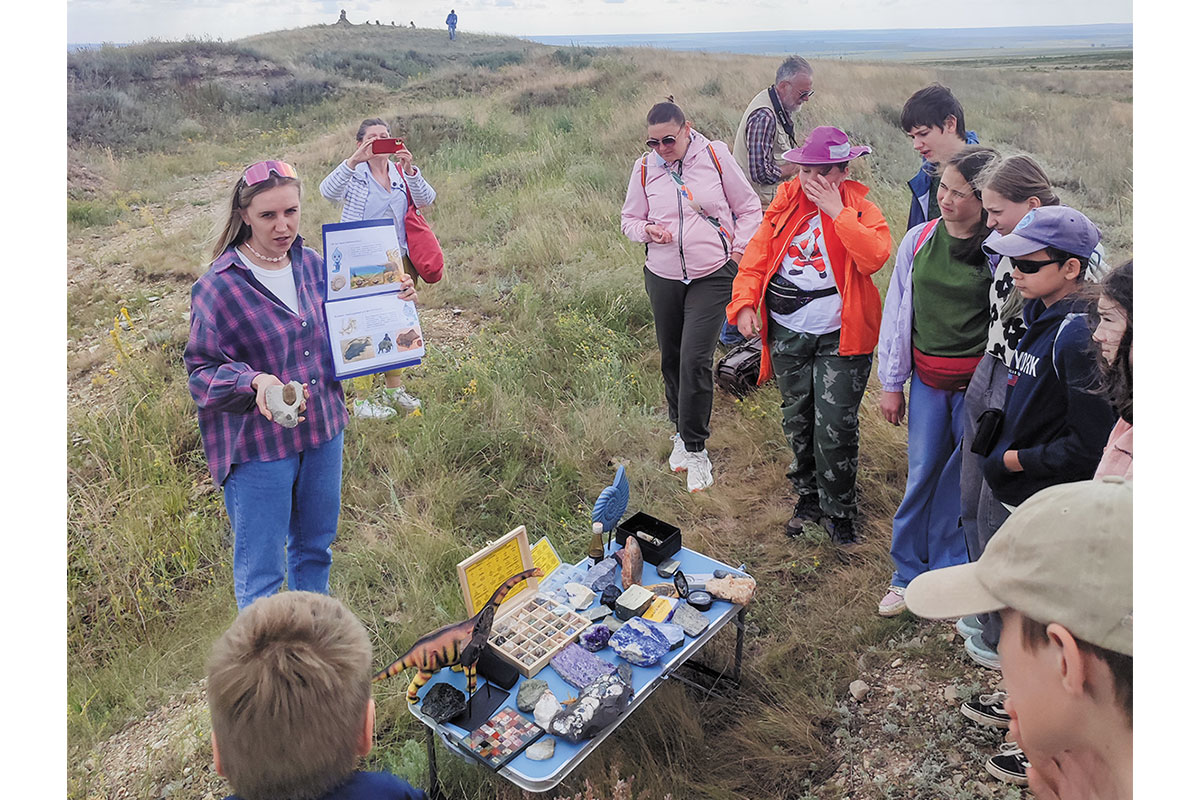 Рис. 16. На горе Стеклянной