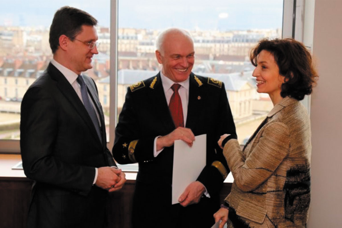 Штаб-квартира ЮНЕСКО (г. Париж). Новак А.В., Литвиненко В.С., Азуле О. / © Форпост Северо-Запад