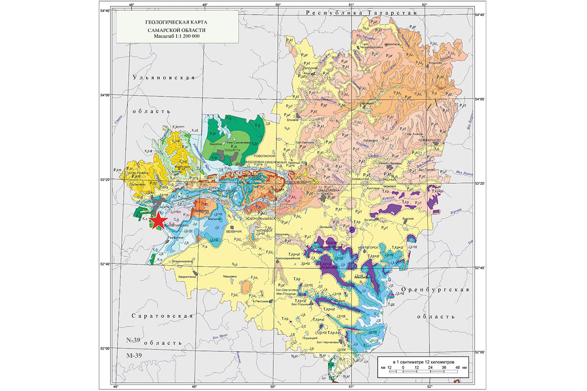 Рис. 2. Позиция района работ (красная звездочка) на геологической карте Самарской области (масштаб 1 : 1 200 000). Изображение из источников