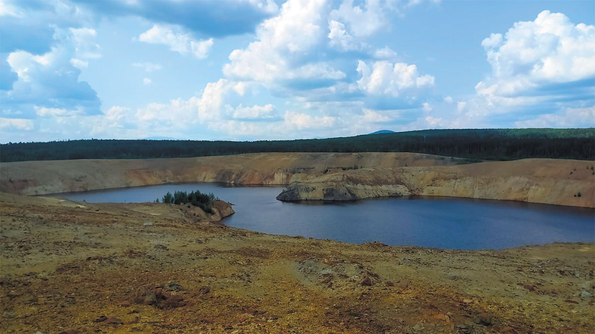Рис. 9. Валенторское месторождение. Из фотоархива экспедиции